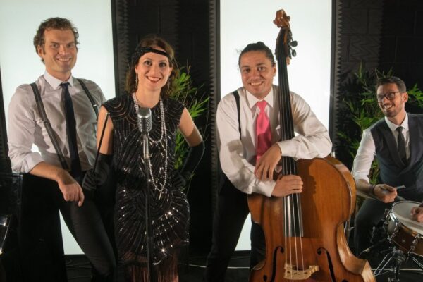 modern-jazz-revival-quartet-playing-jukebox-classics-pop-and-soul-covers-mighty-fine-events -luxury-entertainment