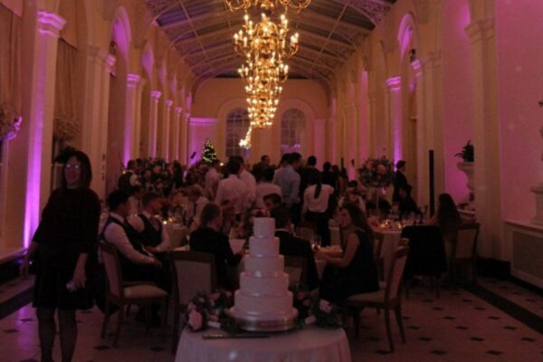 Live bands and wedding DJ at Blenheim Palace luxury wedding venue in Oxon
