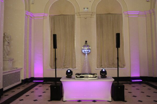 Wedding DJ at Blenheim Palace luxury wedding venue in Woodstock