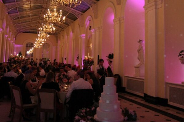 Book wedding DJ and live band at Blenheim Palace luxury wedding venue in Oxon