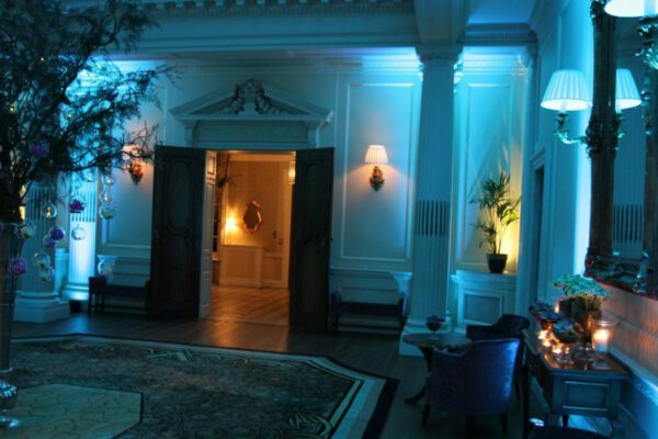 Wedding DJ at Hedsor House luxury wedding venue in Buckinghamshire - lighting options and event production