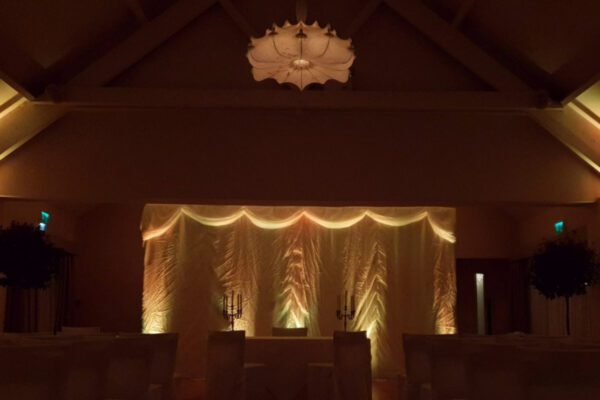 Wedding DJ at Stoke Place wedding venue in Buckinghamshire - barn ceremony lighting