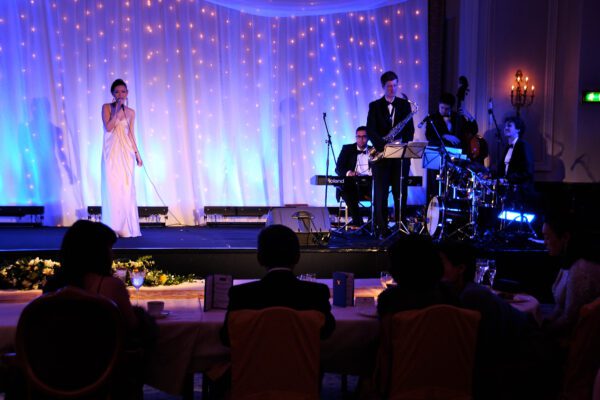 female-fronted-jazz-band-for-weddings-mighty-fine-events