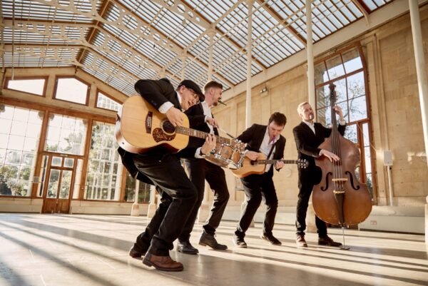 wedding-roaming-party-band-mighty-fine-events – luxury-wedding-entertainment