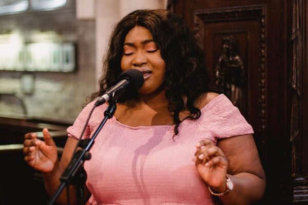 Soul singer available to hire for weddings, private parties and corporate events