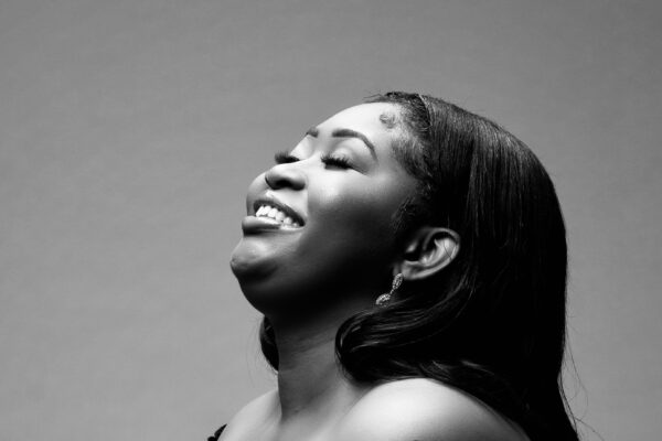 Soul singer available to hire for weddings, private parties and corporate events