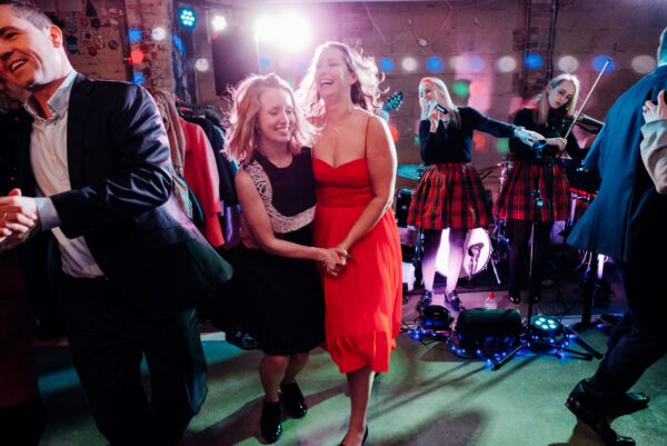 wedding-irish-ceilidh-band-and-dj-mighty-fine-events – luxury-wedding-entertainment
