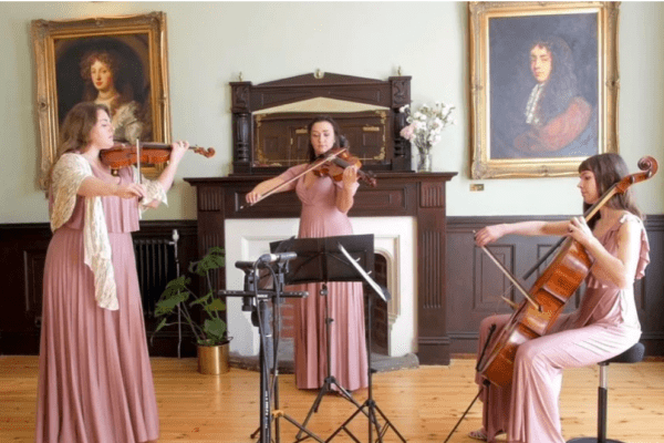 oxfordshire-string-quartet-for-weddings-mighty-fine-events-luxury-entertainment
