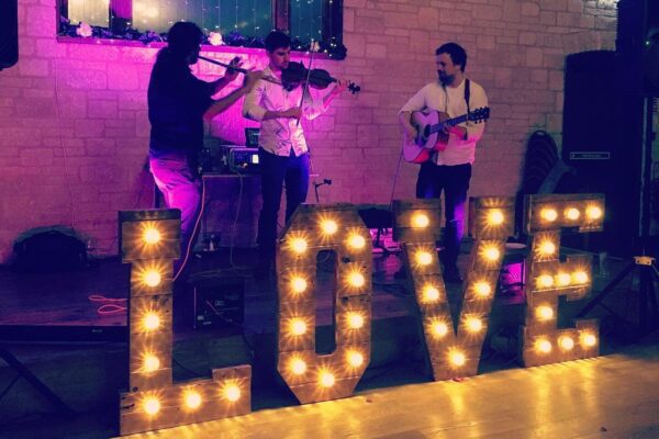 book-traditional-ceilidh-band-mighty-fine-events – luxury-wedding-entertainment-and-wedding-djs