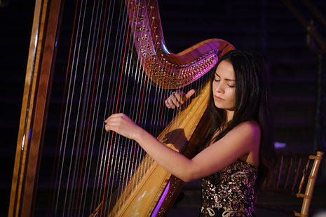 book-female-harpist-for-wedding-ceremony-uk-mighty-fine-events-luxury-live-entertainment