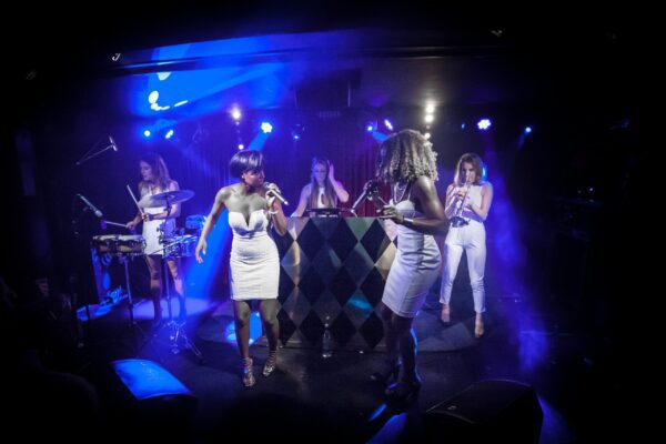 all-female-party-band-mighty-fine-events – luxury-wedding-djs-and-live-entertainment-london