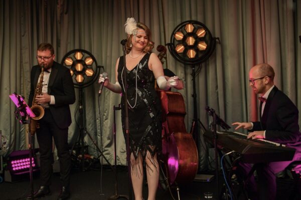 vintage-jazz-band-for-weddings-mighty-fine-events-luxury-live-entertainment