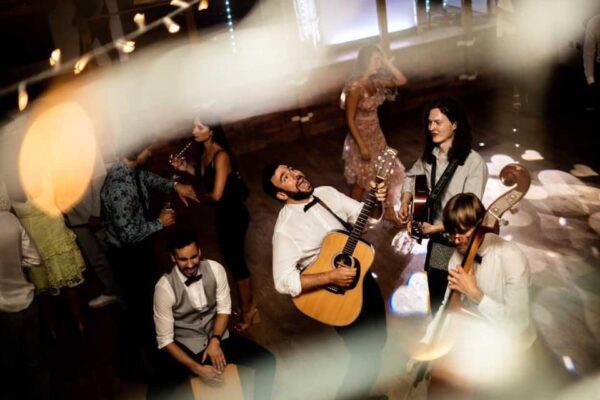 wedding-roaming-party-band-mighty-fine-events – luxury-wedding-entertainment