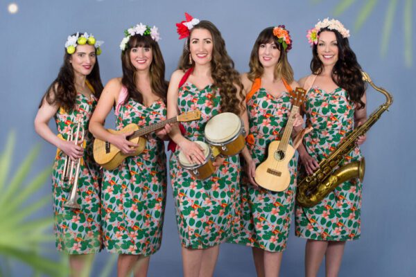 wedding-all-female-ukulele-group-for-hire-mighty-fine-events-roaming-bands